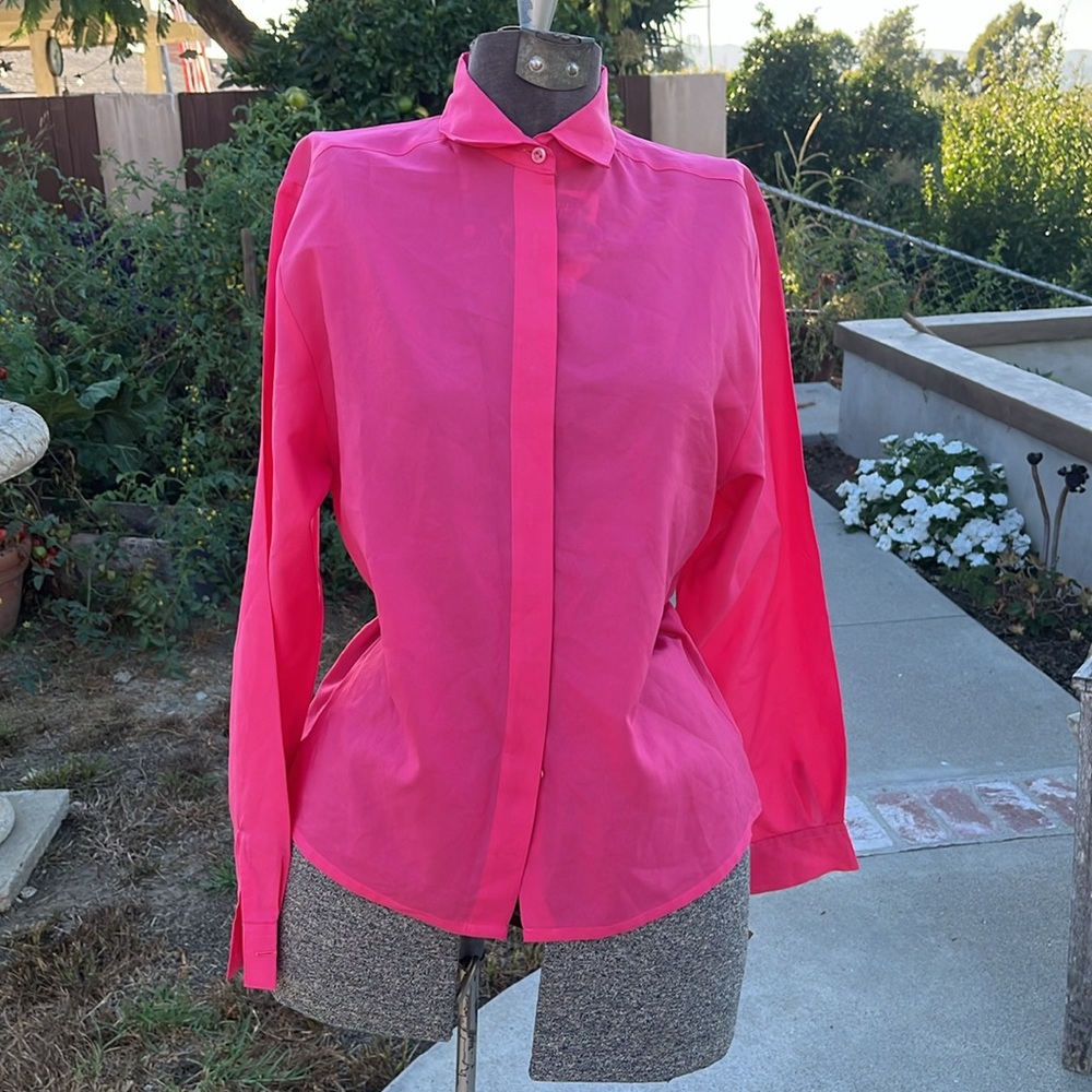 Vintage 1960s/70’s Bright Pink Blouse Sz 10 /M Barbie bubblegum pink vibrant